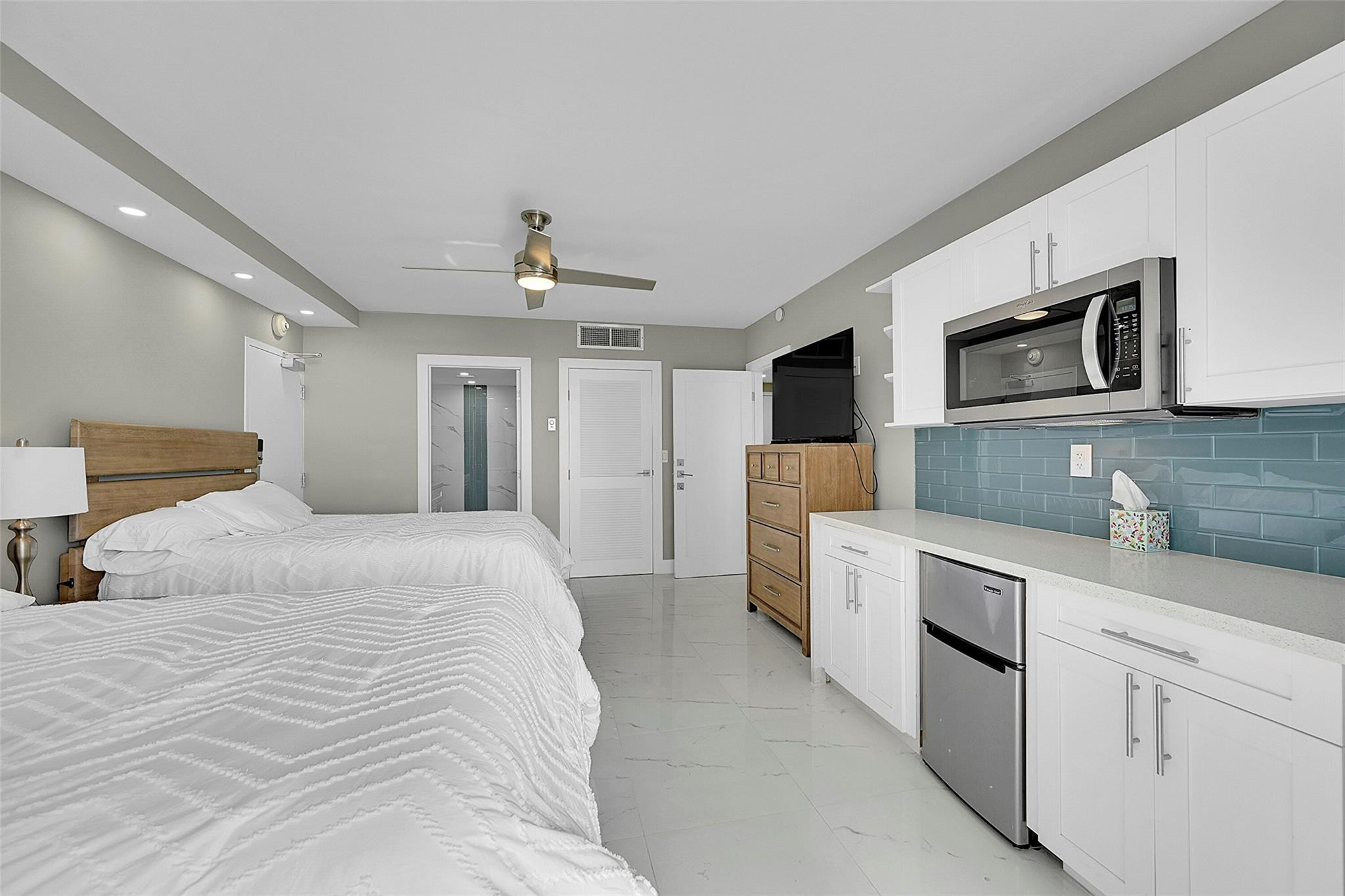 4040 Galt Ocean Dr 616