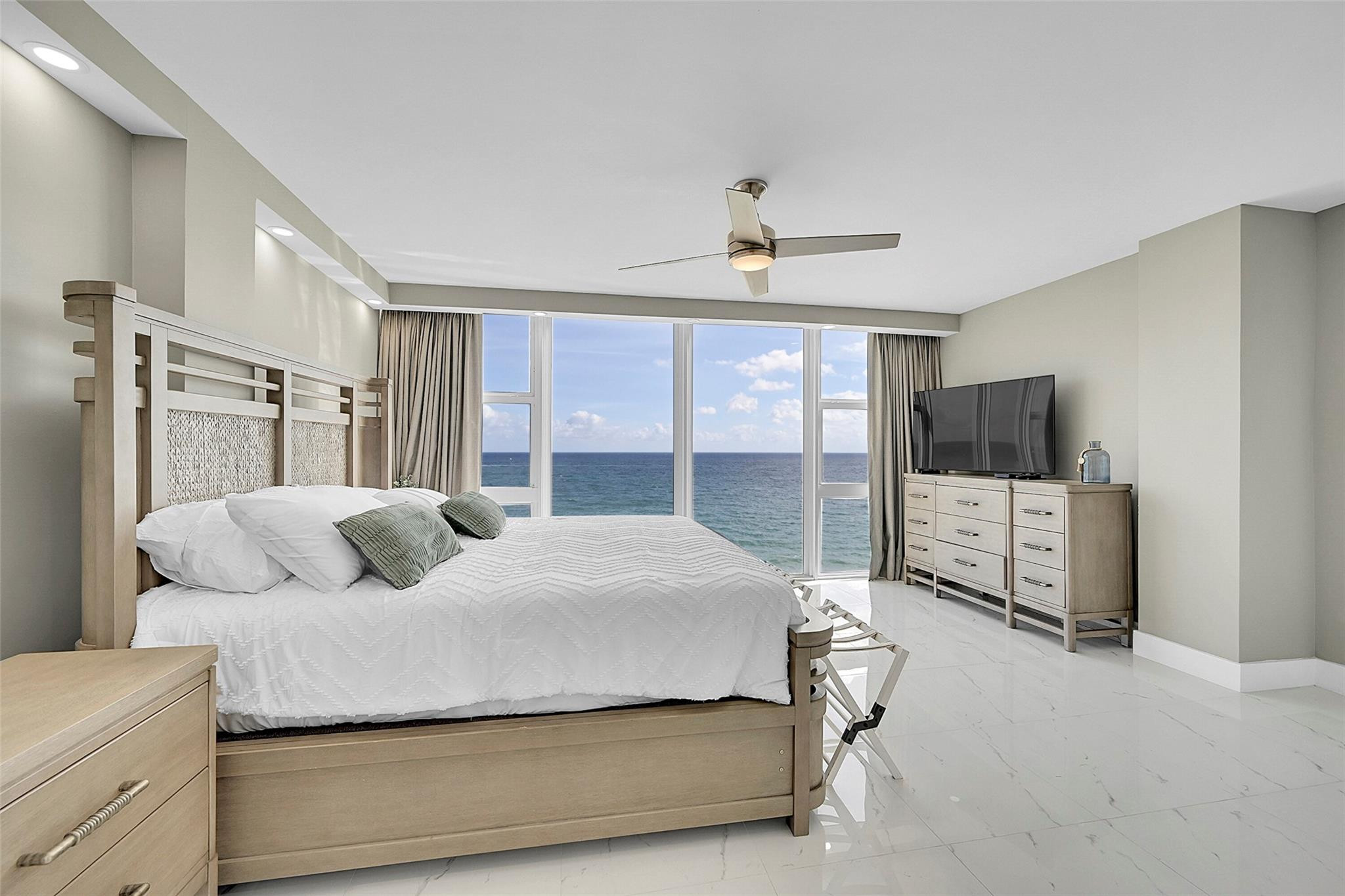 4040 Galt Ocean Dr 616