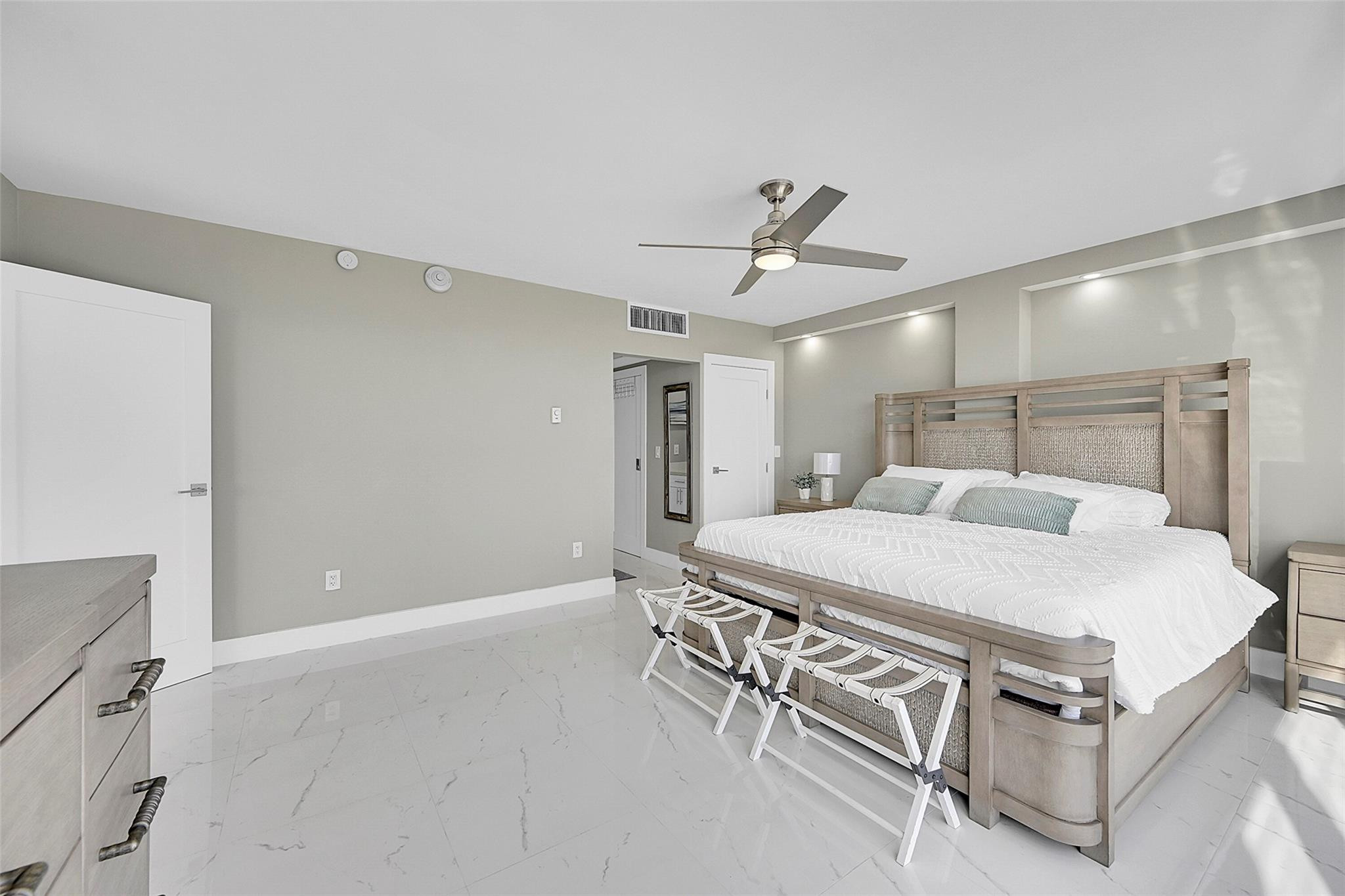 4040 Galt Ocean Dr 616