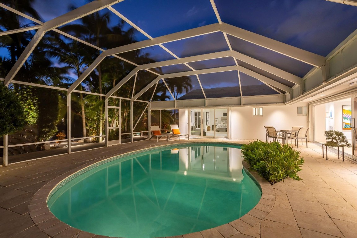 2124 Coral Shores Dr