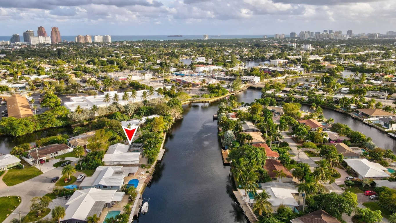 2124 Coral Shores Dr