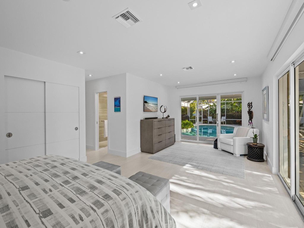 2124 Coral Shores Dr