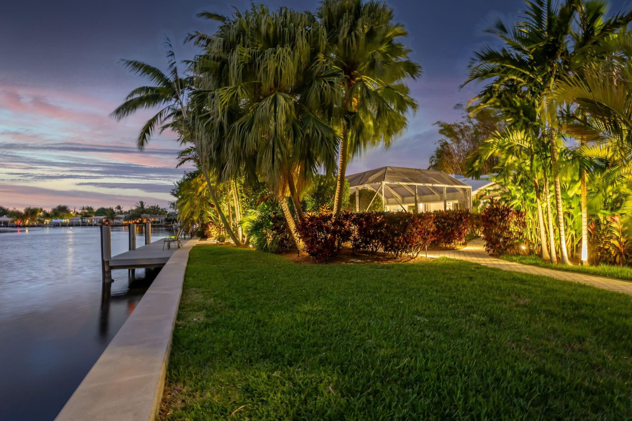 2124 Coral Shores Dr