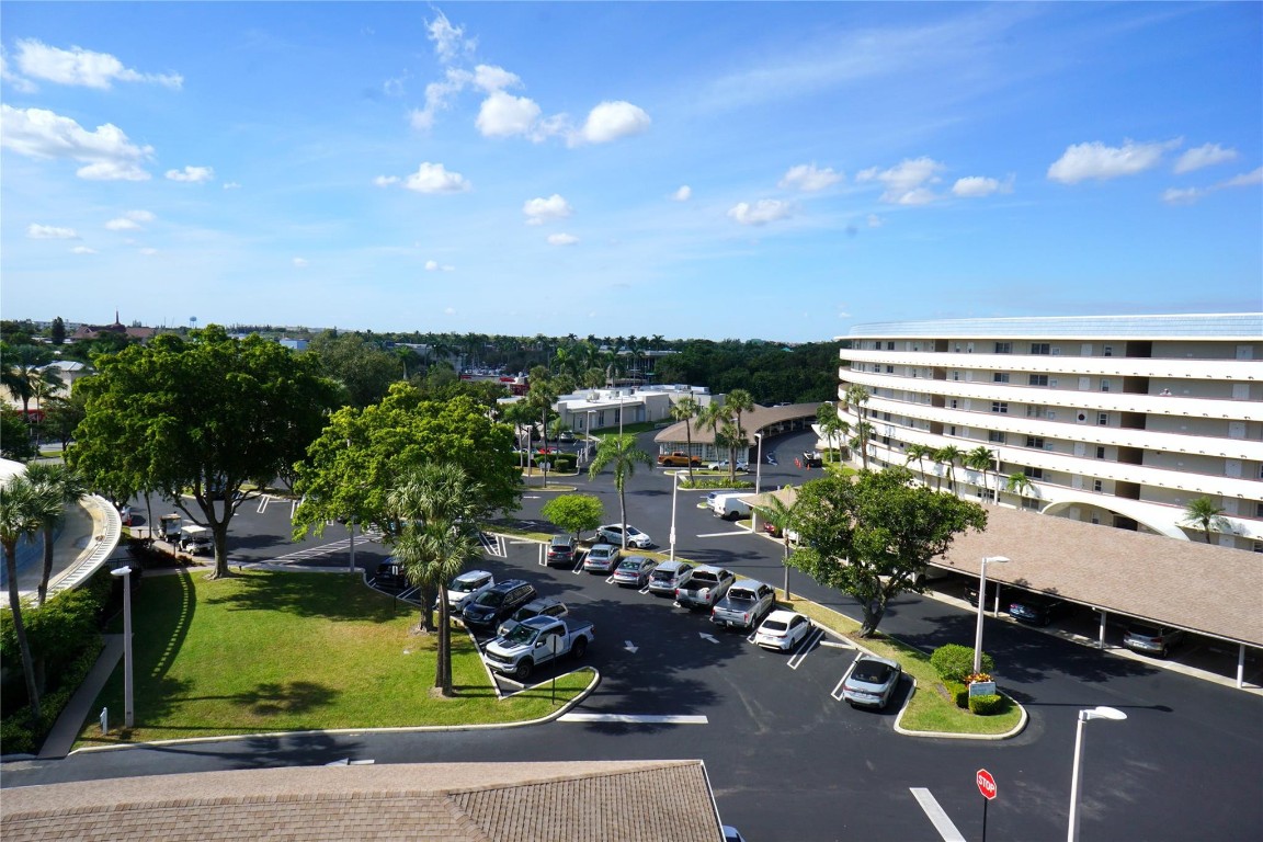 1427 E Hillsboro Blvd 628