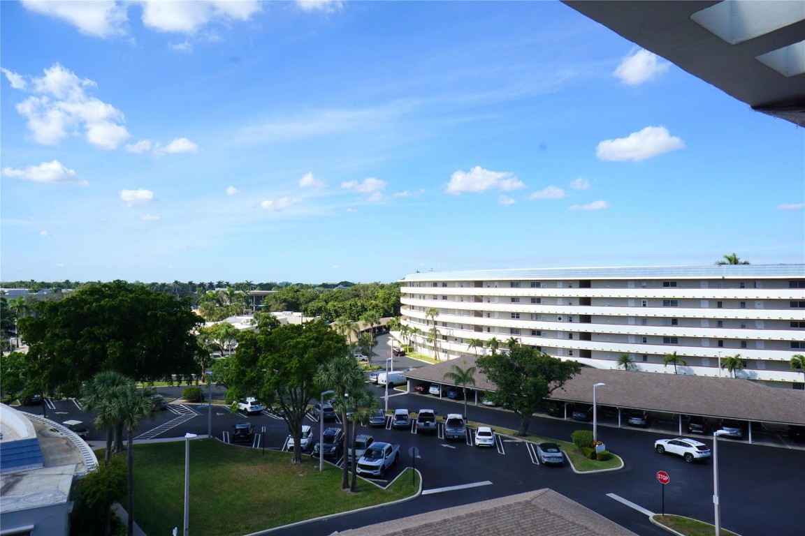 1427 E Hillsboro Blvd 628