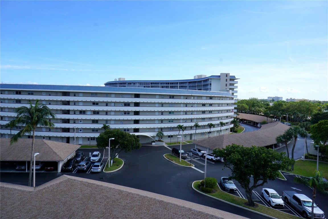 1427 E Hillsboro Blvd 628