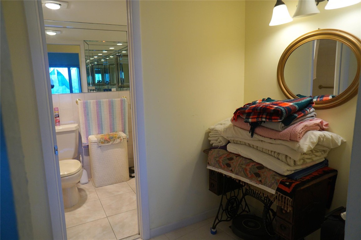 1427 E Hillsboro Blvd 628