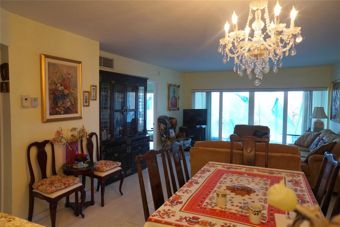 1427 E Hillsboro Blvd 628