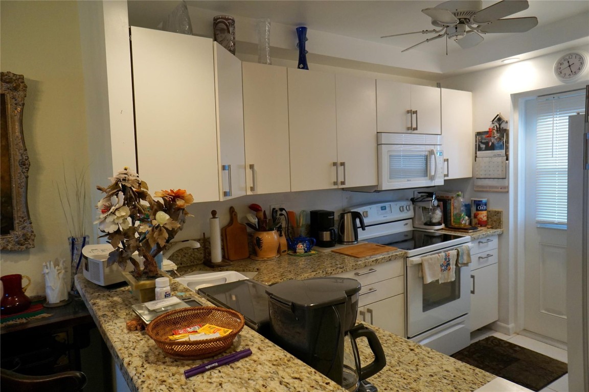 1427 E Hillsboro Blvd 628