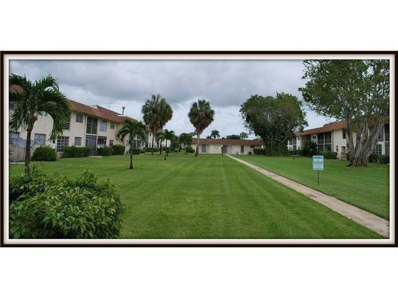 9949 Sandalfoot Blvd 516