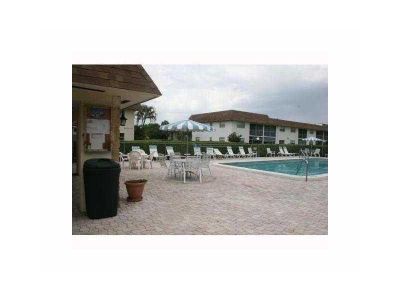 9949 Sandalfoot Blvd 516