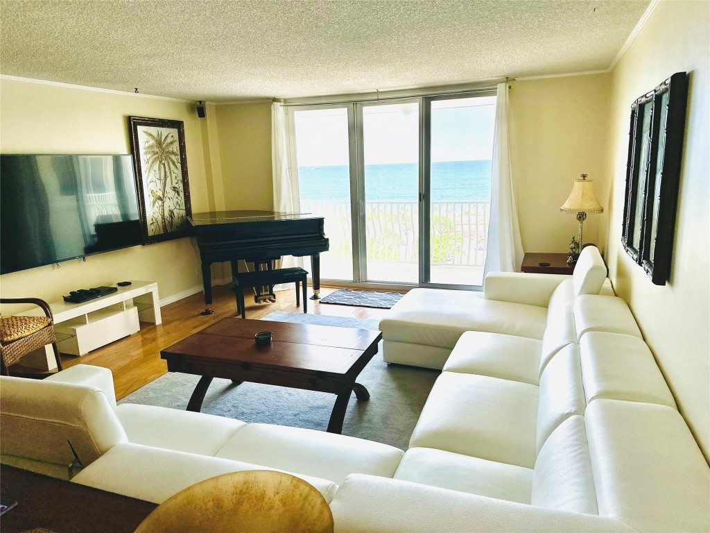 1 Las Olas Circle 1204