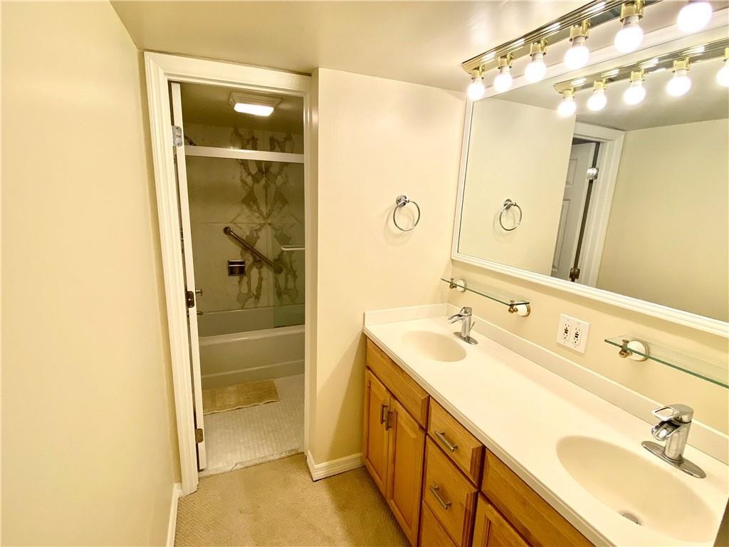 1 Las Olas Circle 1204