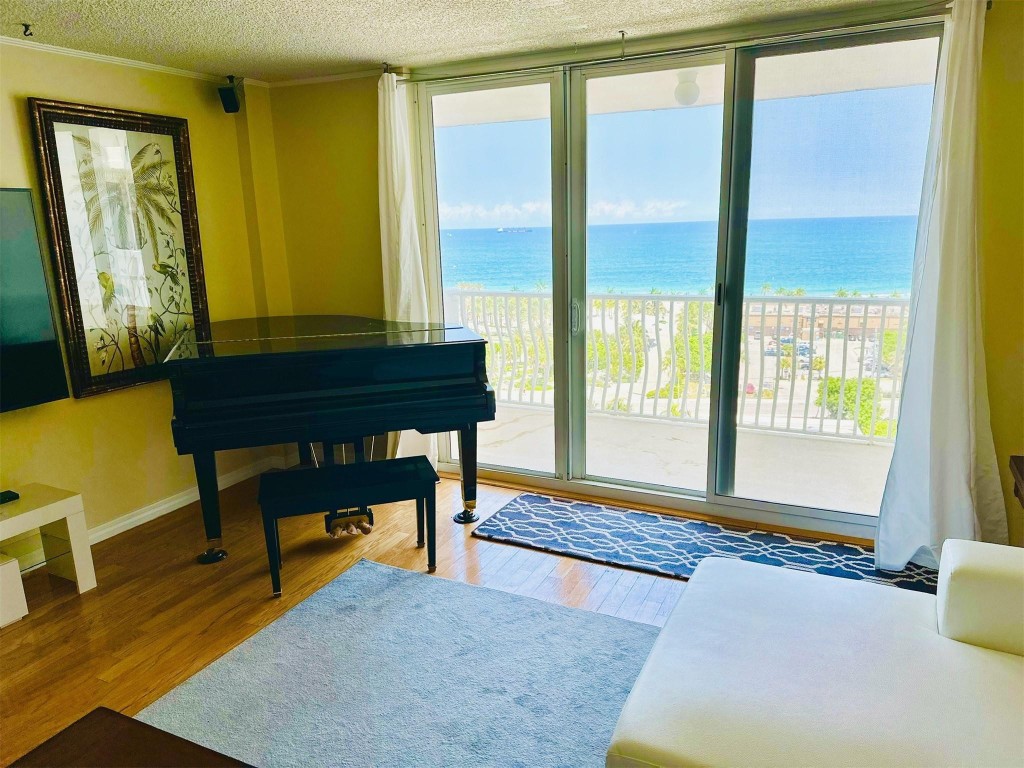 1 Las Olas Circle 1204