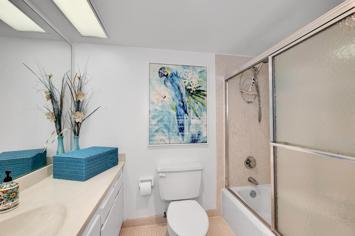 3800 OAKS CLUBHOUSE DR 511