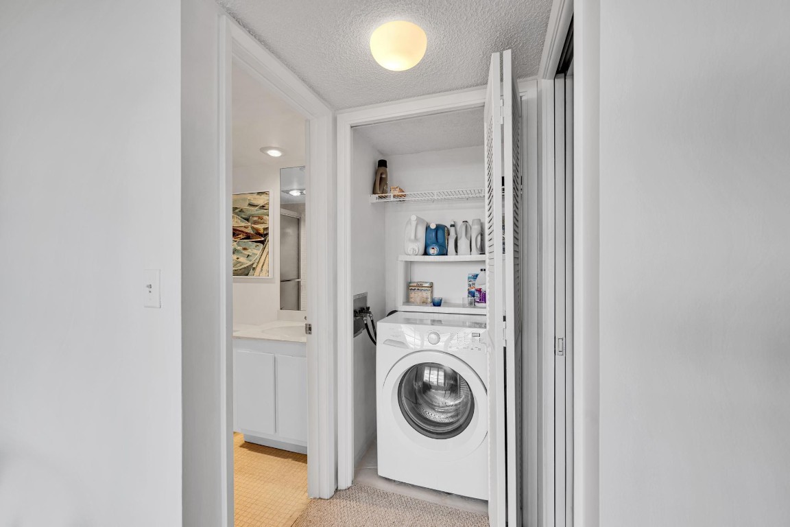 3800 OAKS CLUBHOUSE DR 511