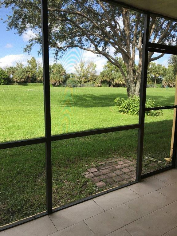 1508 Meadows Cir -