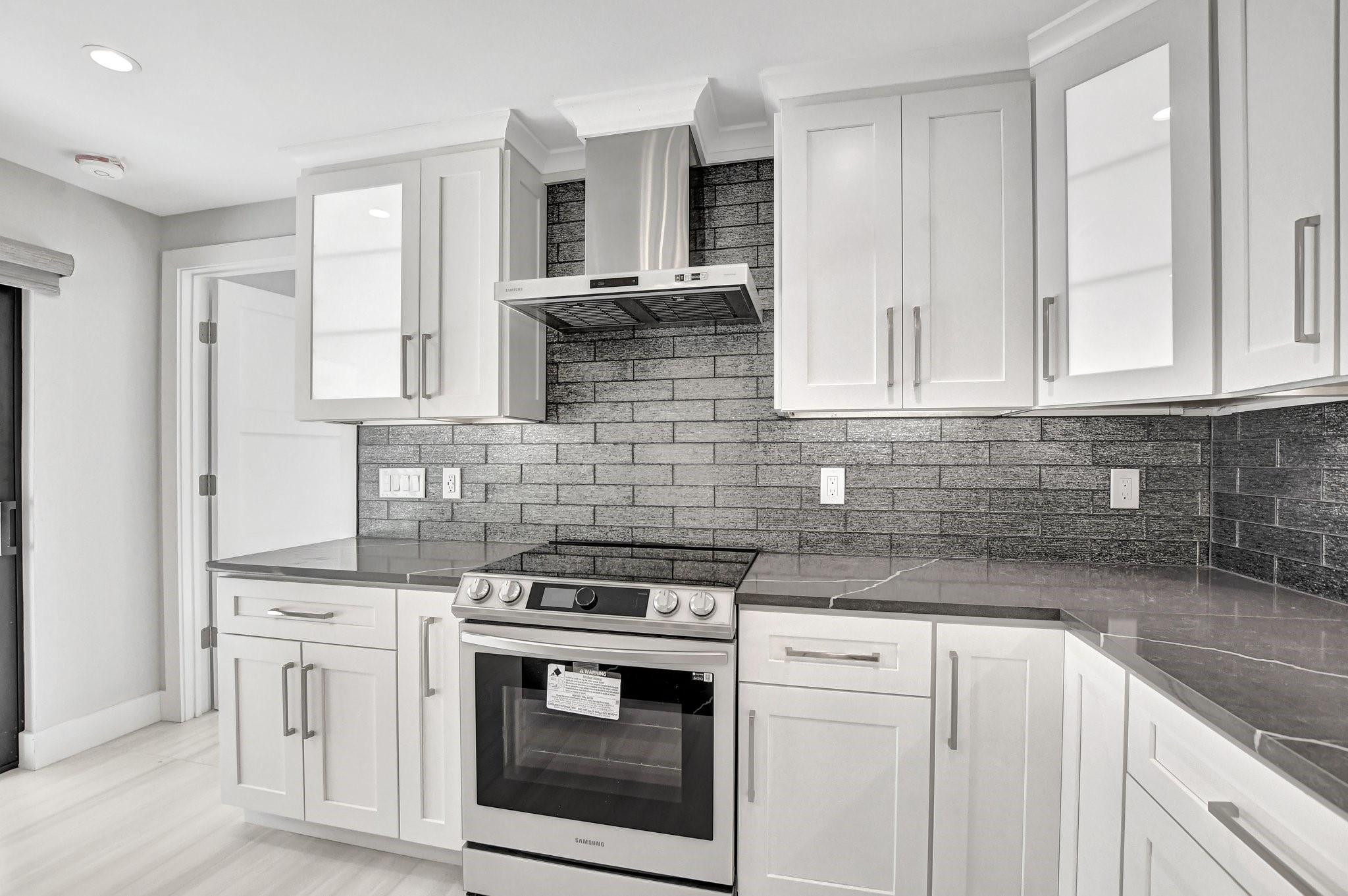 1388 Gallinule Cir