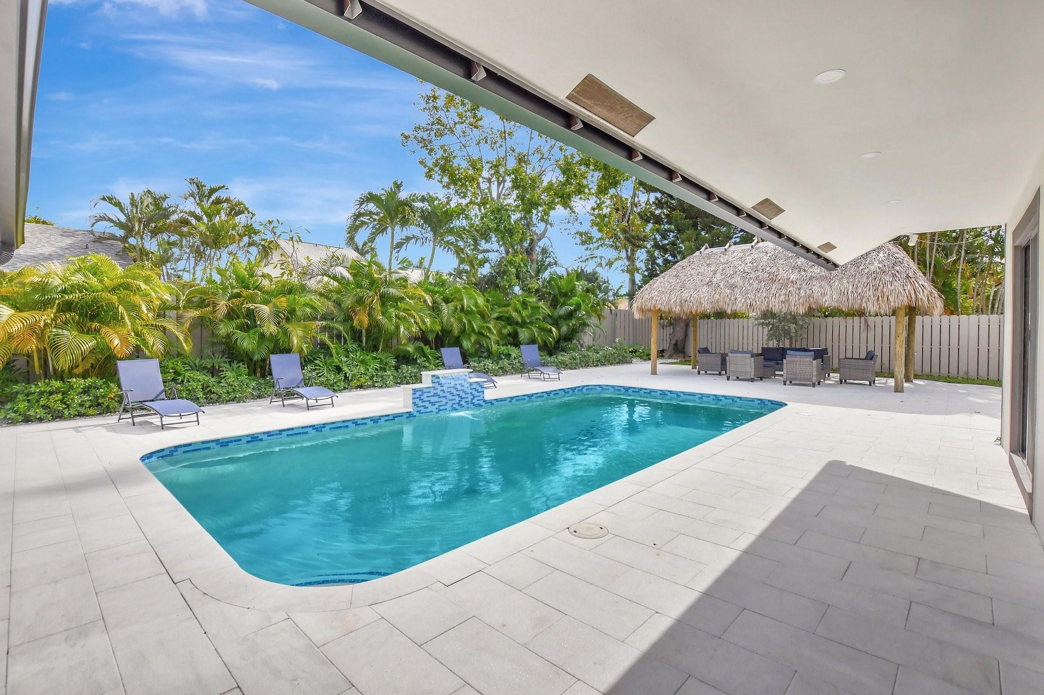 1388 Gallinule Cir