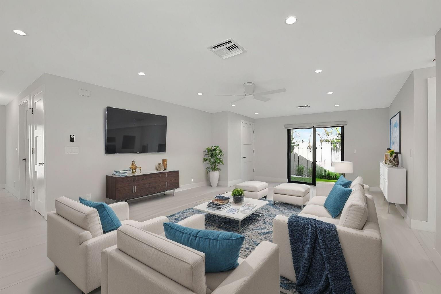 1388 Gallinule Cir