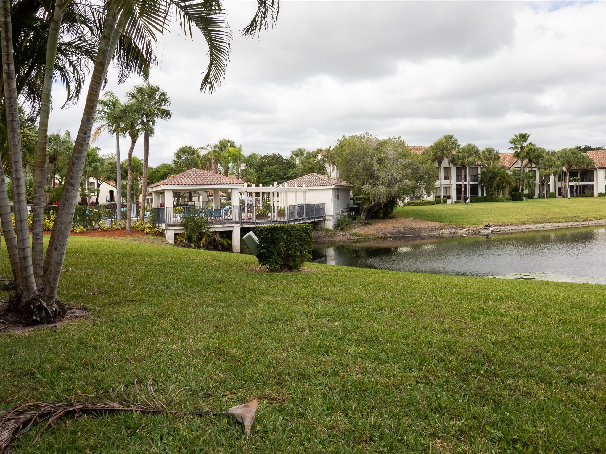 7878 Seville Place 2503