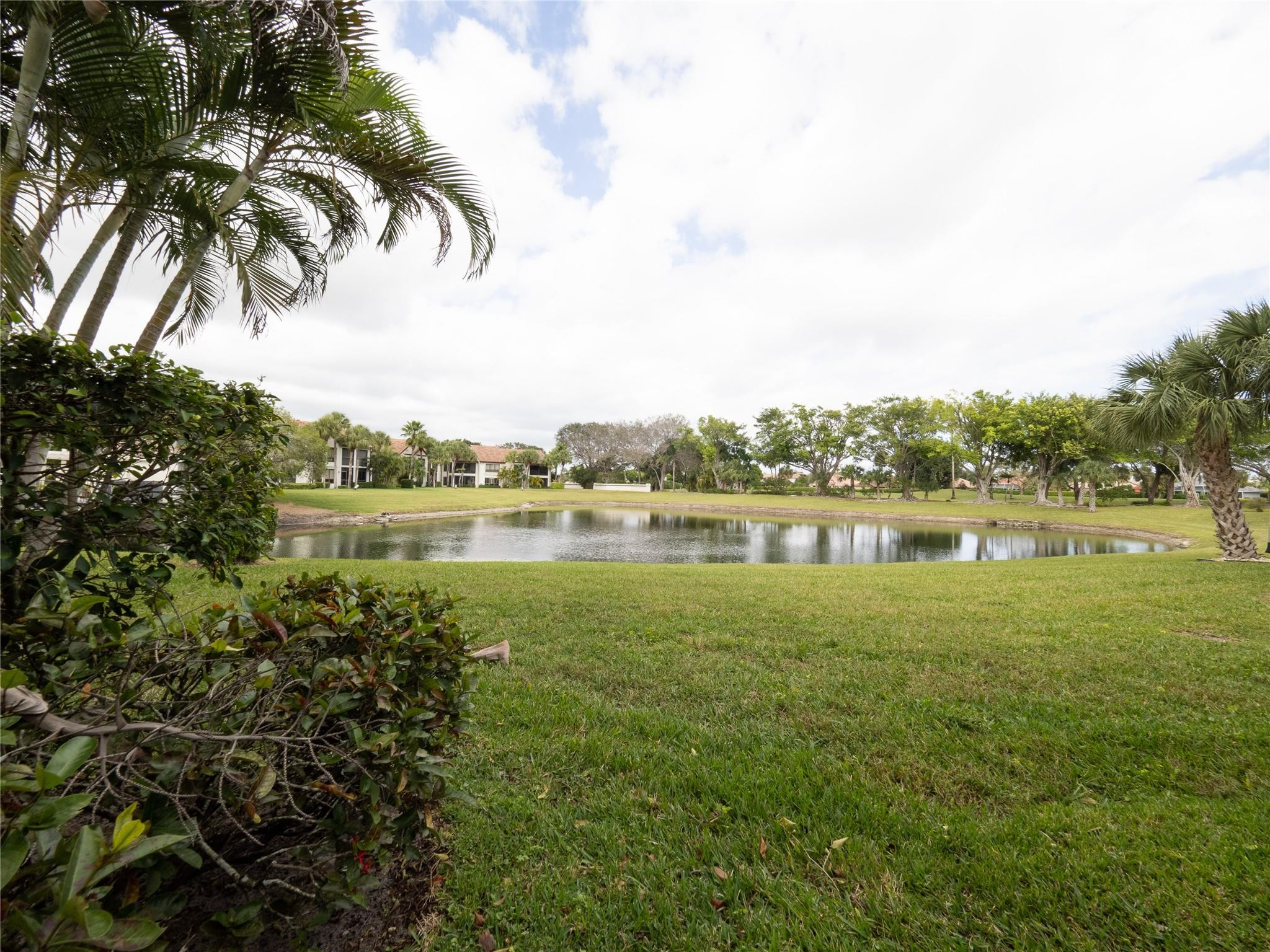 7878 Seville Place 2503