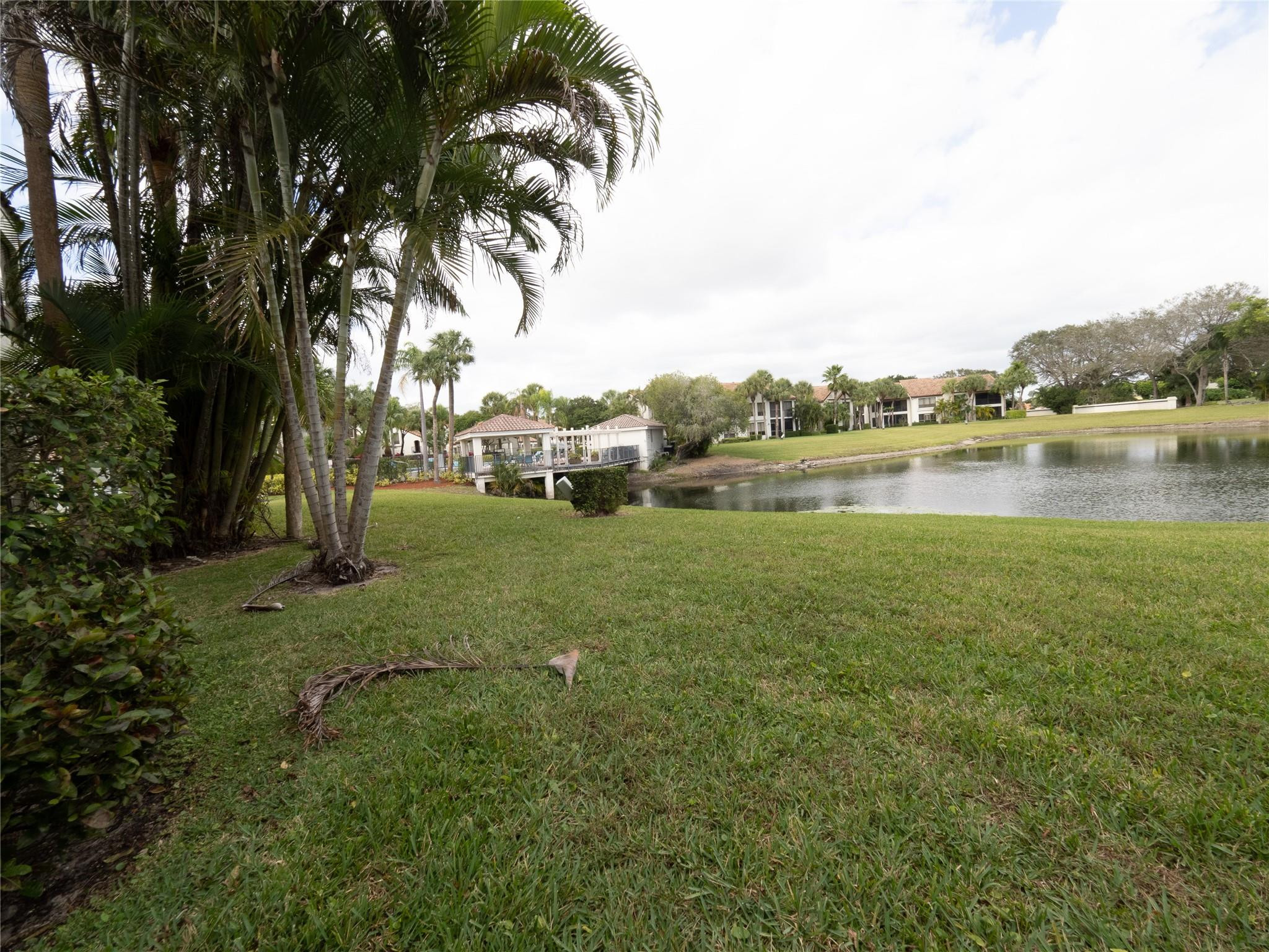 7878 Seville Place 2503