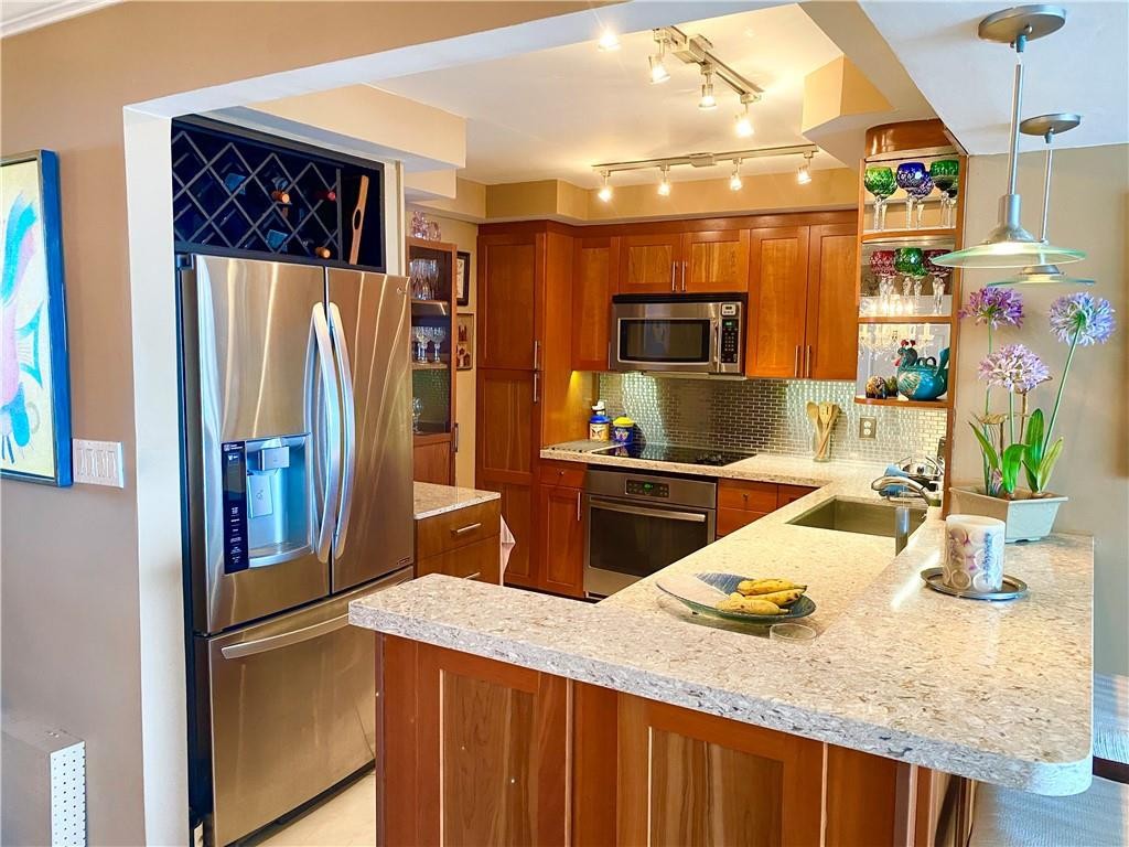 1 Las Olas Circle 1104