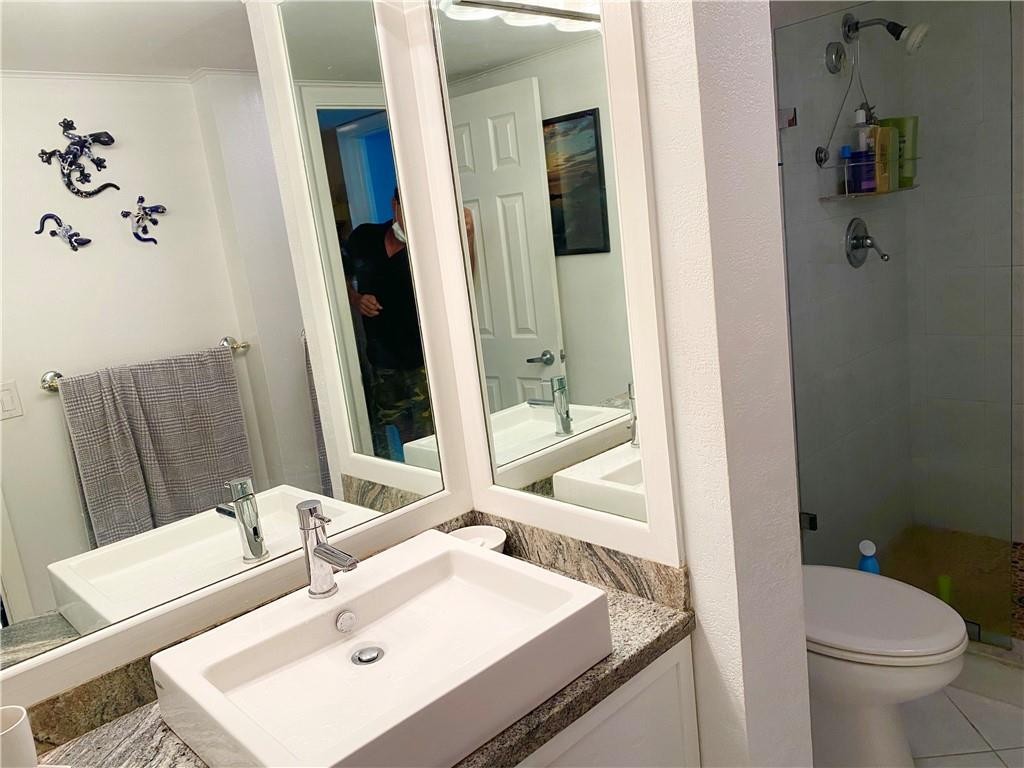 1 Las Olas Circle 1104