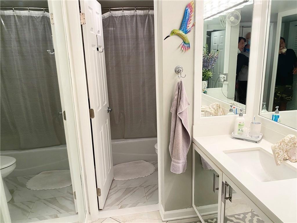 1 Las Olas Circle 1104