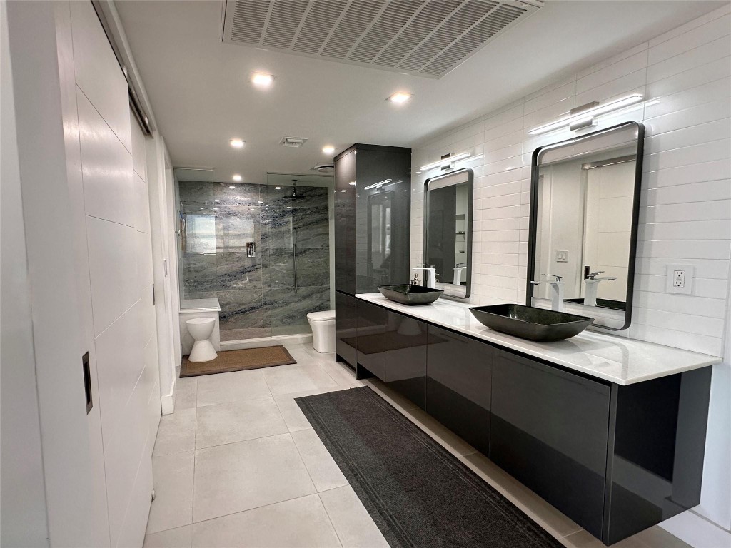 209 N Beach Blvd 11C