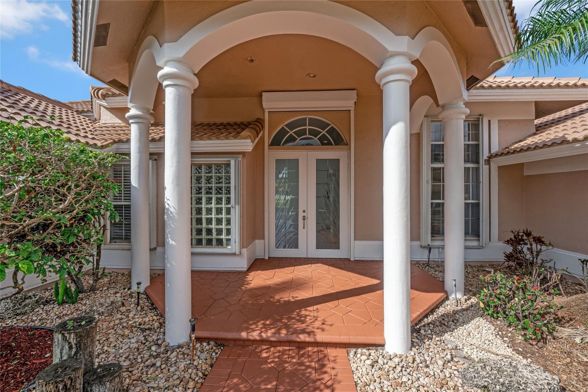 10625 Maple Chase Drive