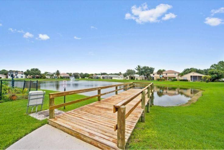 122 Seminole Lakes Dr