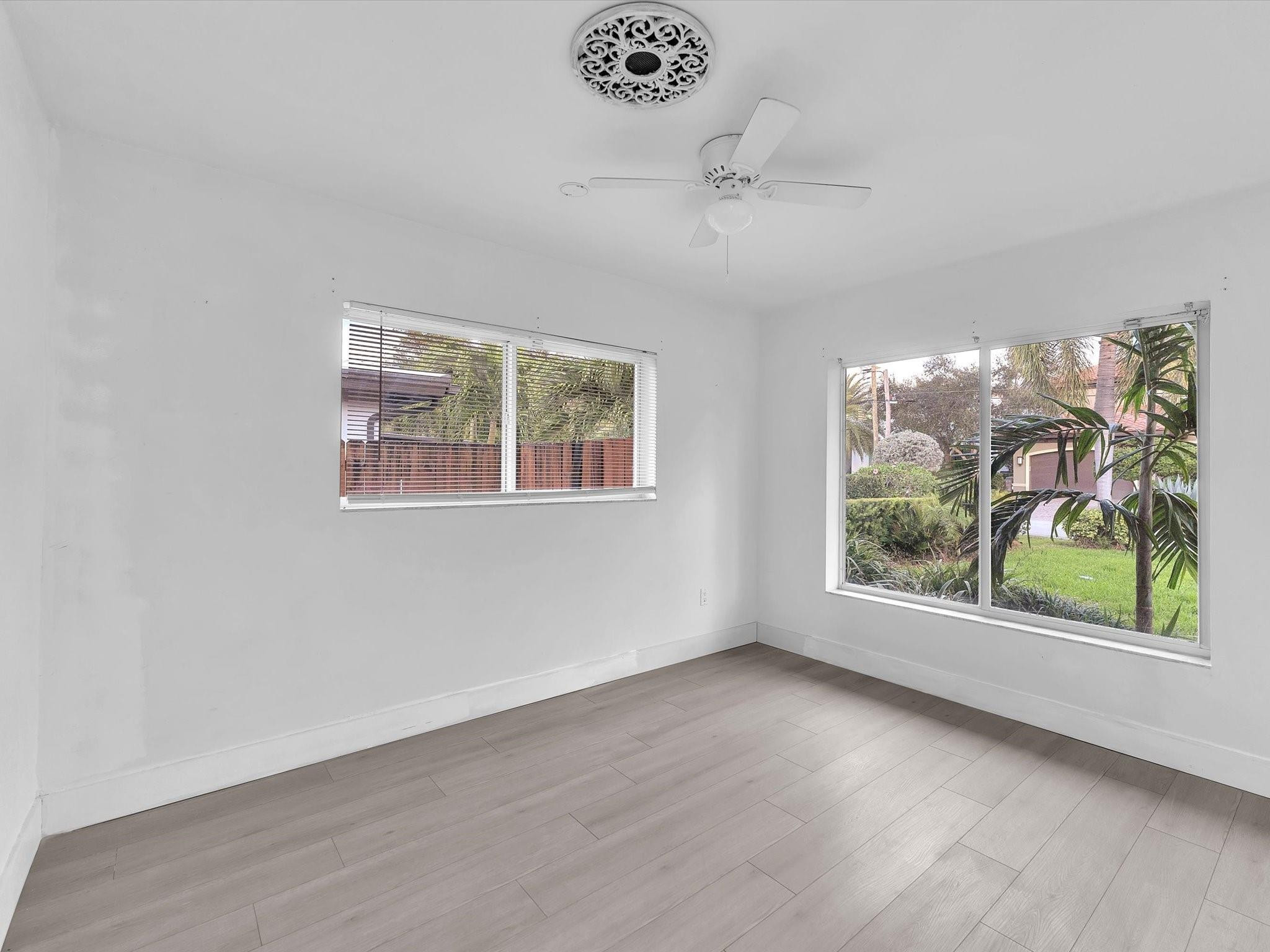 513 SE 28th Ave