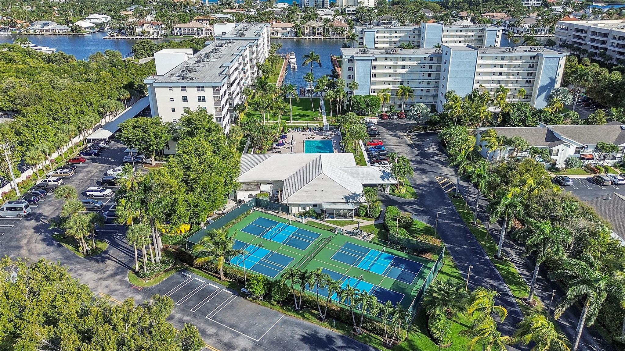 1 Harbourside Dr 4-607