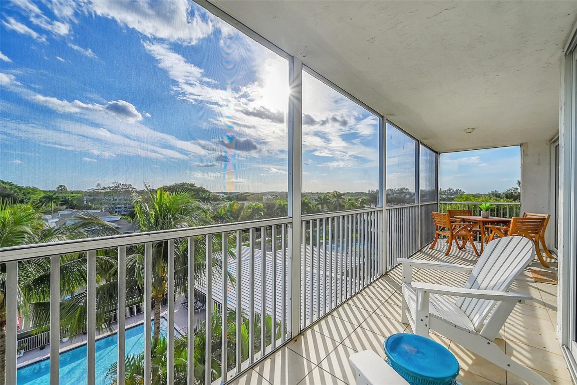 1 Harbourside Dr 4-607