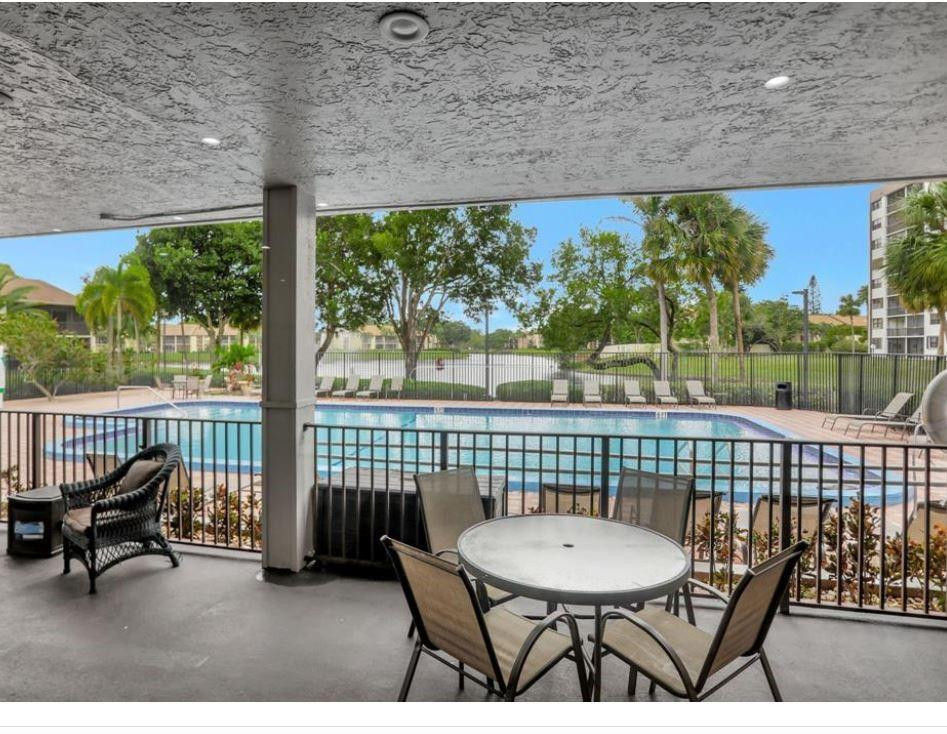 1284 S Military Trl 211