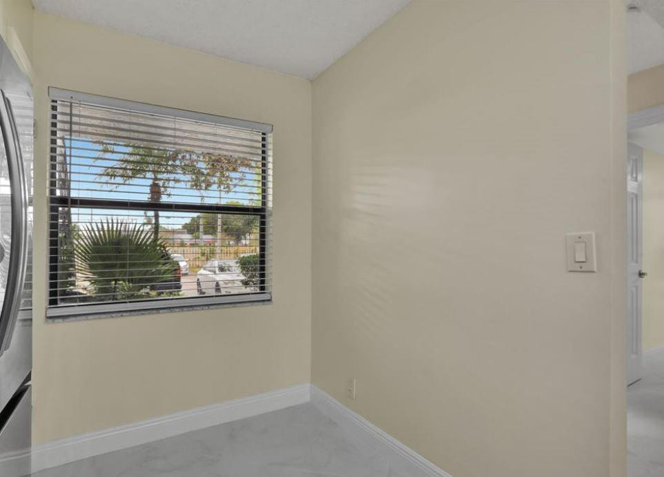 1284 S Military Trl 211