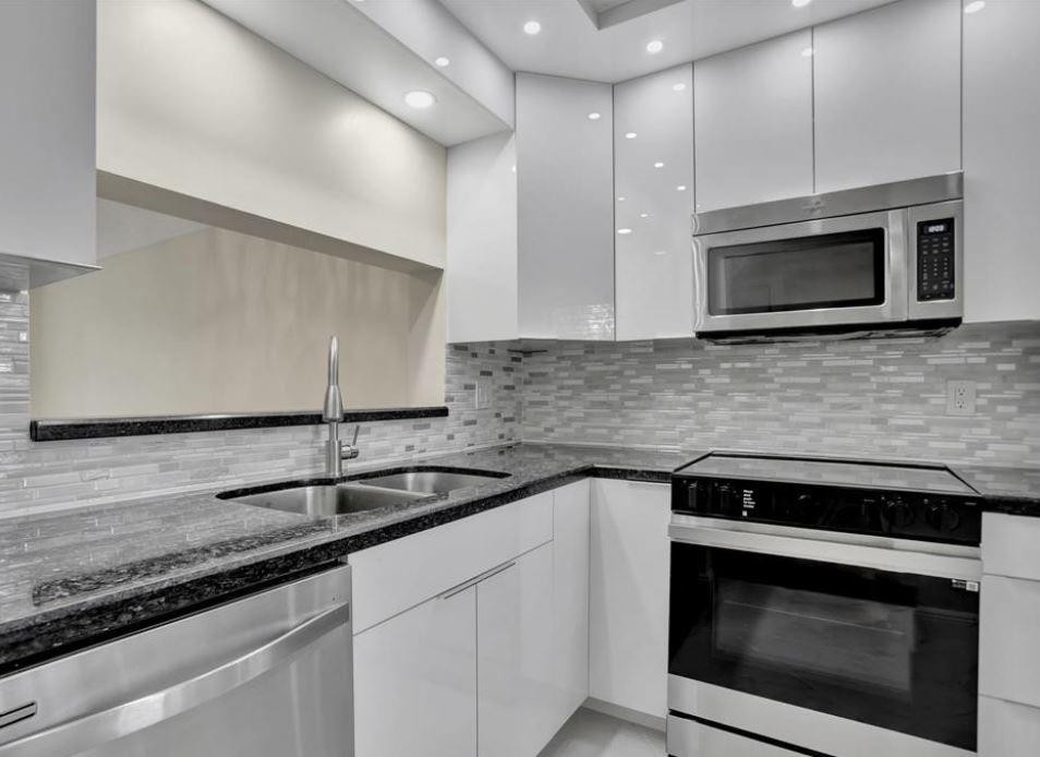 1284 S Military Trl 211