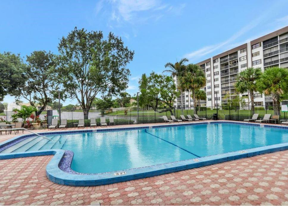 1284 S Military Trl 211