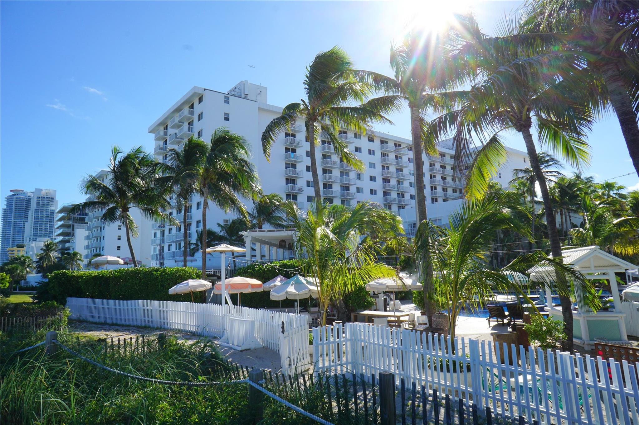 401 Ocean Dr 701