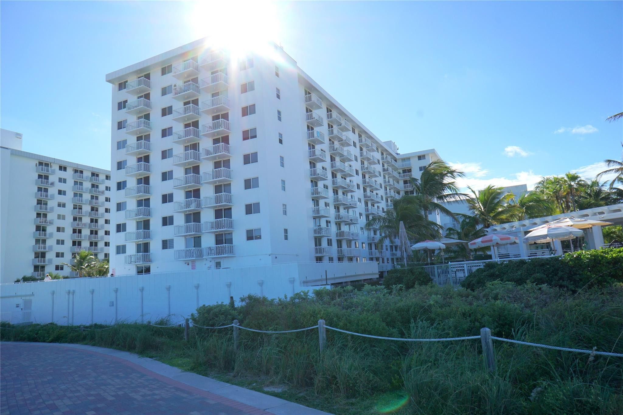 401 Ocean Dr 701