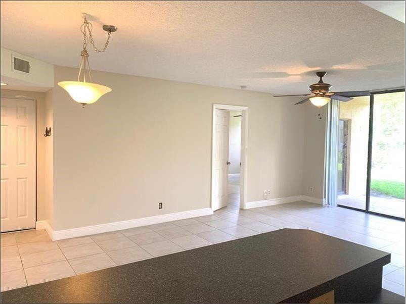 5621 Riverside Dr 102