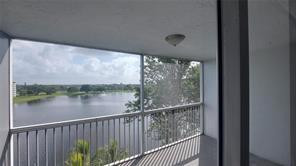 3051 N Course Dr 712