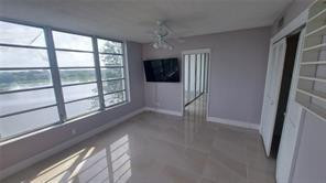 3051 N Course Dr 712