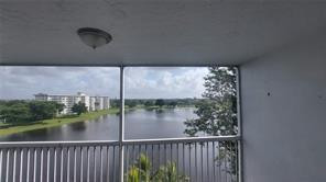 3051 N Course Dr 712