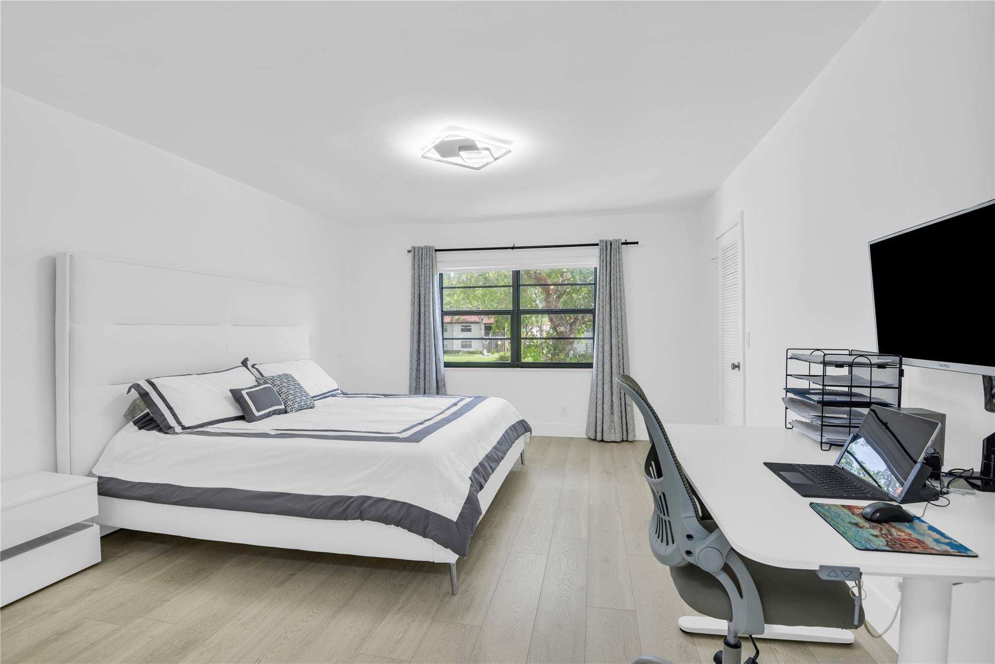 21364 Cypress Hammock Dr L