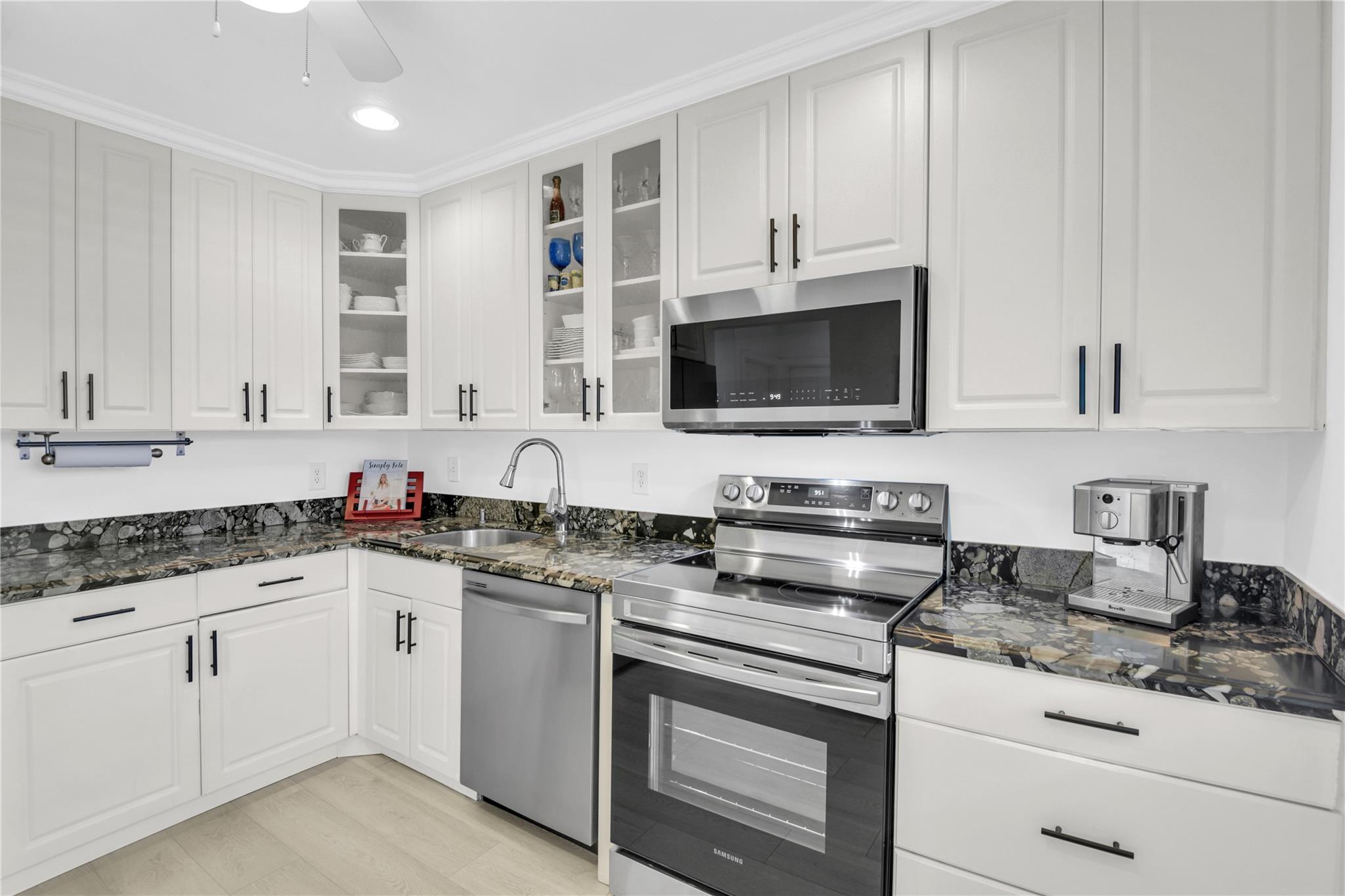 21364 Cypress Hammock Dr L