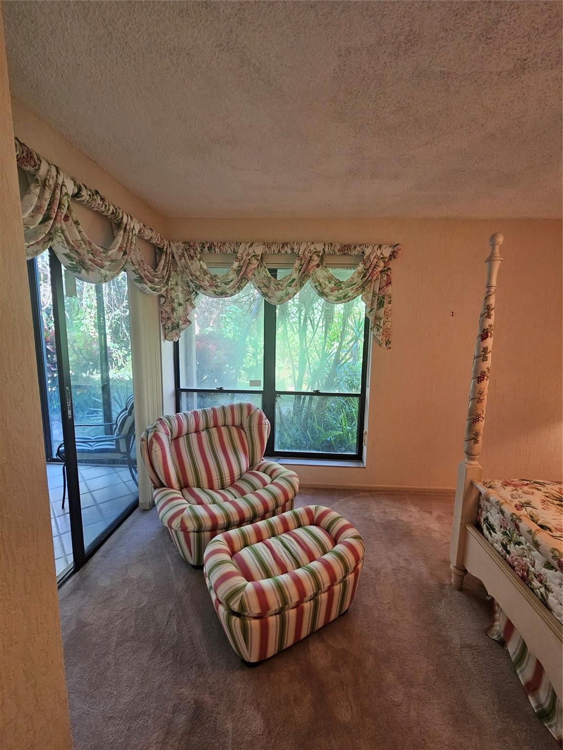 5590 Coach House Cir B