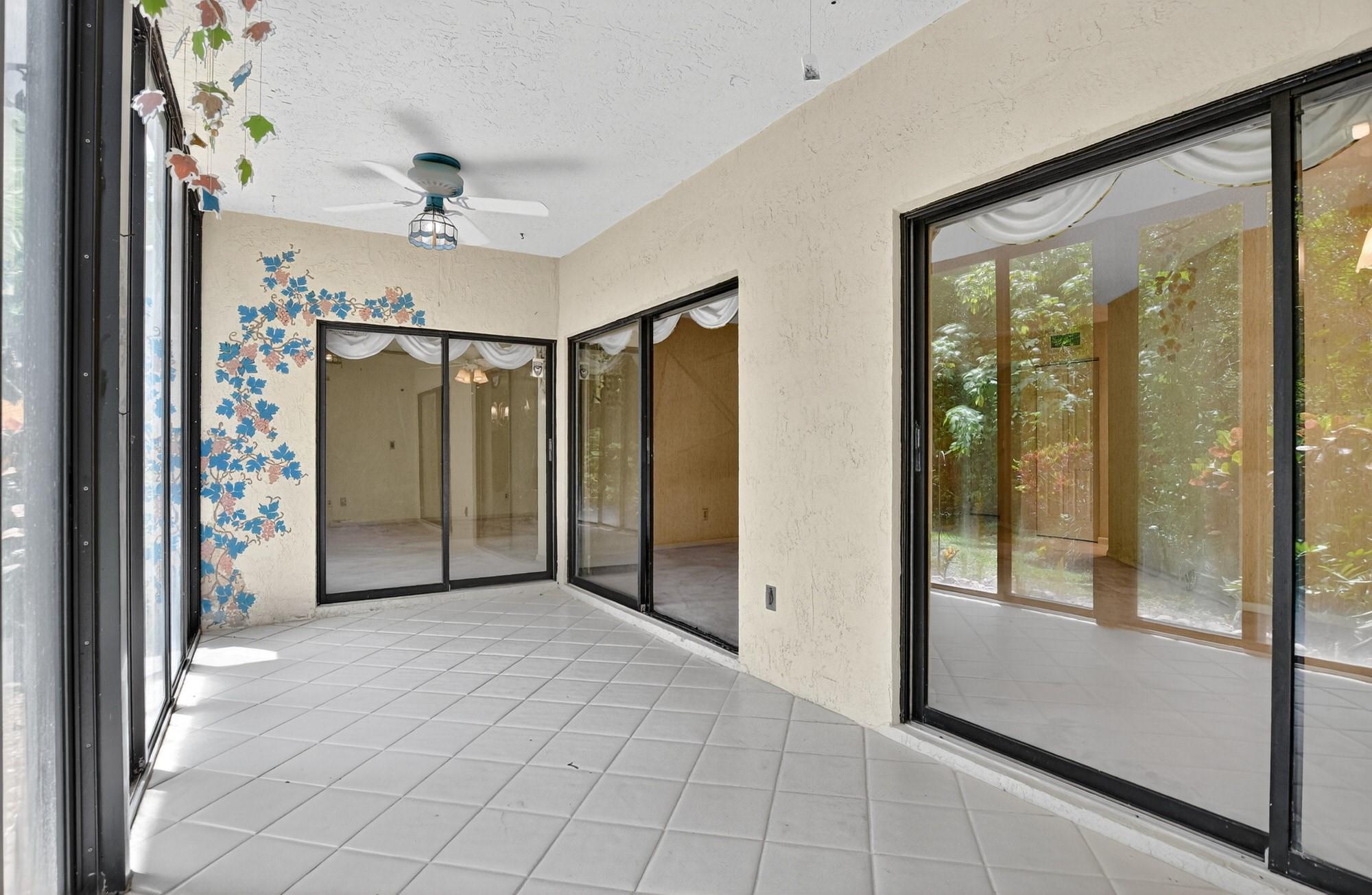 5590 Coach House Cir B